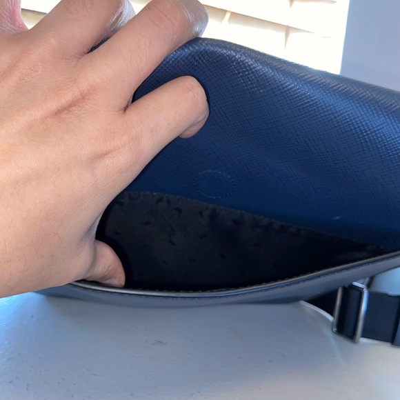 Michael Kors Messenger Bag - Picture 9 of 16